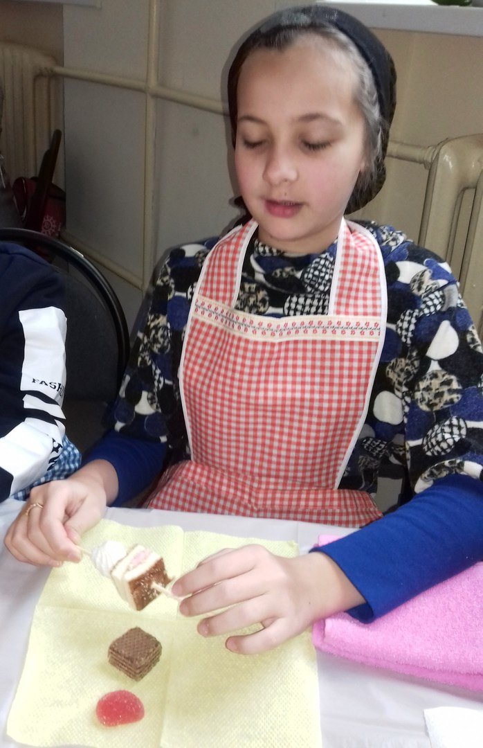 В мастер-классе от шоколатье криворожскую детвору научили вкусному ремеслу (ФОТО) (фото) - фото 1 В мастер-классе от шоколатье криворожскую детвору научили вкусному ремеслу (ФОТО) (фото) - фото 1