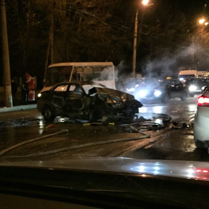ДТП В Кривом Роге: при взрыве ДТП В Кривом Роге: при взрыве