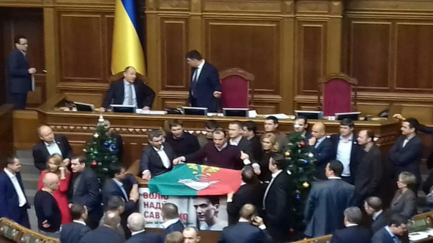 Владимир Гройсман объявил перерыв в заседании Верховной Рады (фото) - фото 1 Владимир Гройсман объявил перерыв в заседании Верховной Рады (фото) - фото 1