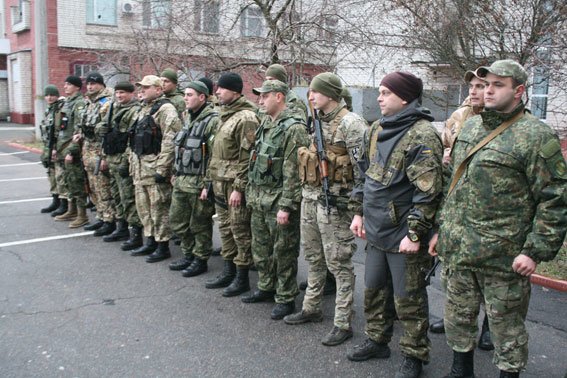 Спецбатальон «Чернигов» провел ротацию: на Донбасс уехала новая группа бойцов (фото) - фото 1 Спецбатальон «Чернигов» провел ротацию: на Донбасс уехала новая группа бойцов (фото) - фото 1