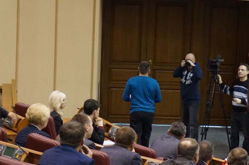 Что было в обращении криворожского горсовета к Президенту и как голосовали депутаты (ФОТО) (фото) - фото 1 Что было в обращении криворожского горсовета к Президенту и как голосовали депутаты (ФОТО) (фото) - фото 1