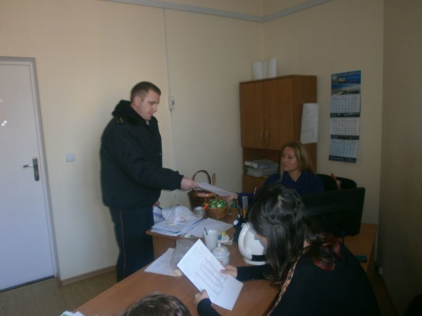 Сотрудники Ильичевского городского отдела ГУ ДСНС Украины в Одесской области советуют придерживаться элементарных правил безопасности. (фото) - фото 1 Сотрудники Ильичевского городского отдела ГУ ДСНС Украины в Одесской области советуют придерживаться элементарных правил безопасности. (фото) - фото 1
