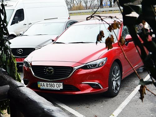 Mazda_6d_03