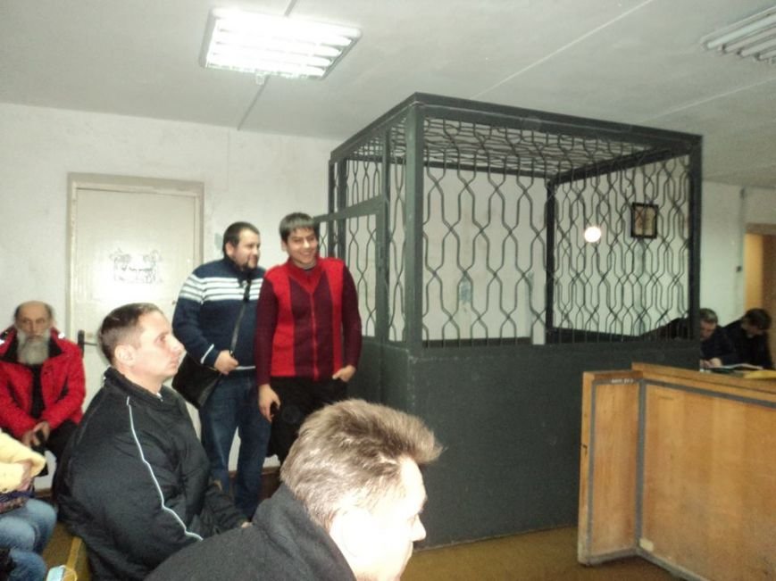 В райсуде Кривого Рога больше года рассматривают иск прокуратуры против активистов (ФОТО) (фото) - фото 1 В райсуде Кривого Рога больше года рассматривают иск прокуратуры против активистов (ФОТО) (фото) - фото 1