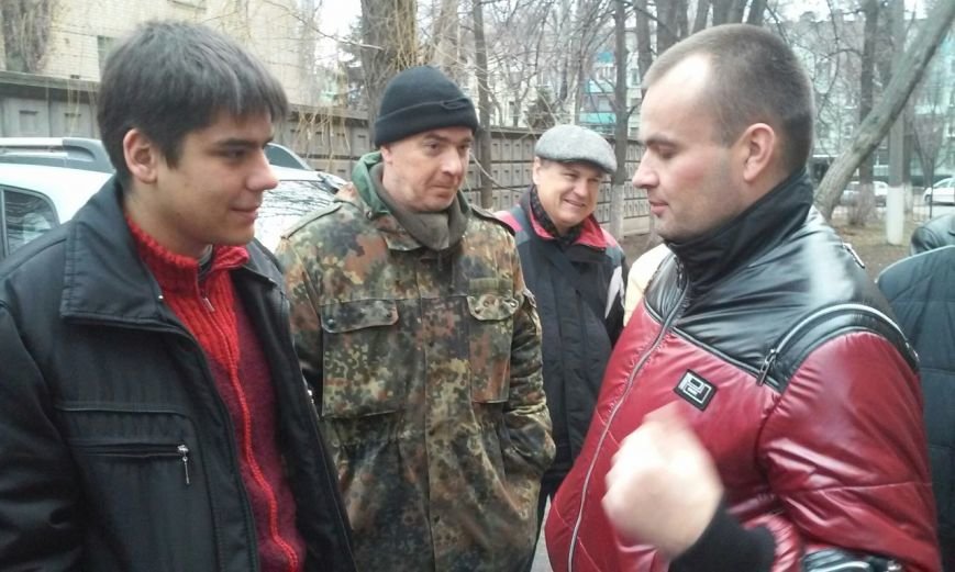 В райсуде Кривого Рога больше года рассматривают иск прокуратуры против активистов (ФОТО) (фото) - фото 1 В райсуде Кривого Рога больше года рассматривают иск прокуратуры против активистов (ФОТО) (фото) - фото 1