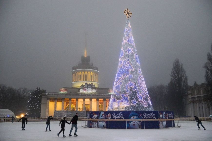 елка невидимая, Киев