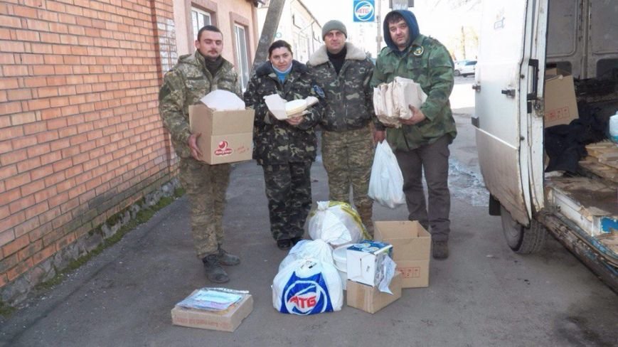 Волонтеры Кривого Рога организовали бойцам АТО настоящий Новый год с оливье и подарками (ФОТО) (фото) - фото 2 Волонтеры Кривого Рога организовали бойцам АТО настоящий Новый год с оливье и подарками (ФОТО) (фото) - фото 2