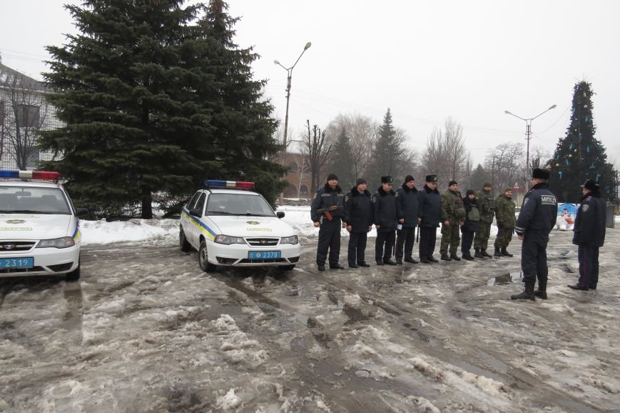 Димитровские правоохранители проинструктированы и готовы «служить и защищать» (фото) - фото 2 Димитровские правоохранители проинструктированы и готовы «служить и защищать» (фото) - фото 2