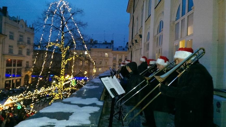 Різдво у Львові: як українці відзначали різдвяні свята у нашому місті (ФОТОРЕПОРТАЖ) (фото) - фото 1 Різдво у Львові: як українці відзначали різдвяні свята у нашому місті (ФОТОРЕПОРТАЖ) (фото) - фото 1