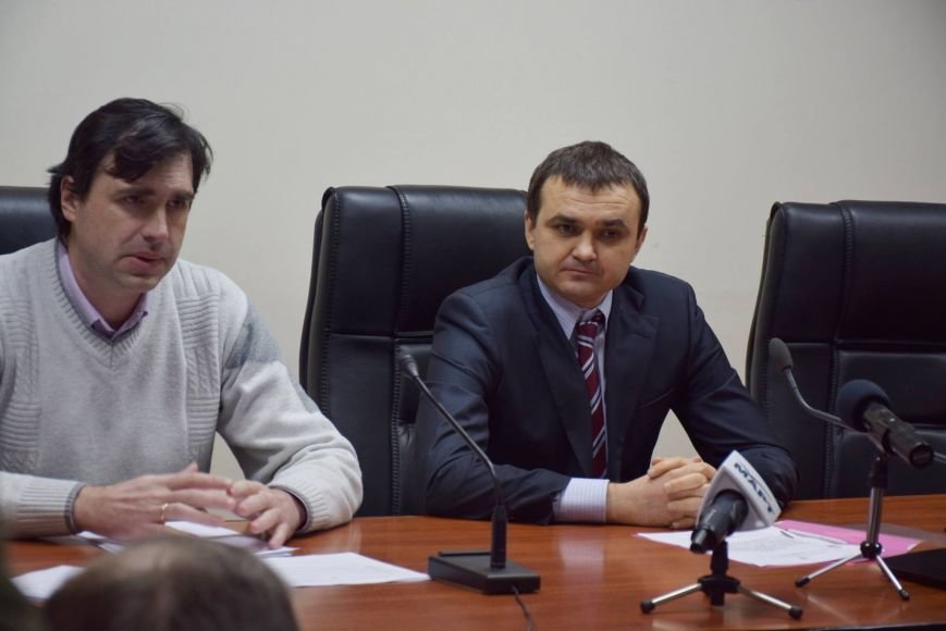 Губернатор Николаевщины придумал, за какие деньги отремонтировать дороги (ФОТО) (фото) - фото 1 Губернатор Николаевщины придумал, за какие деньги отремонтировать дороги (ФОТО) (фото) - фото 1