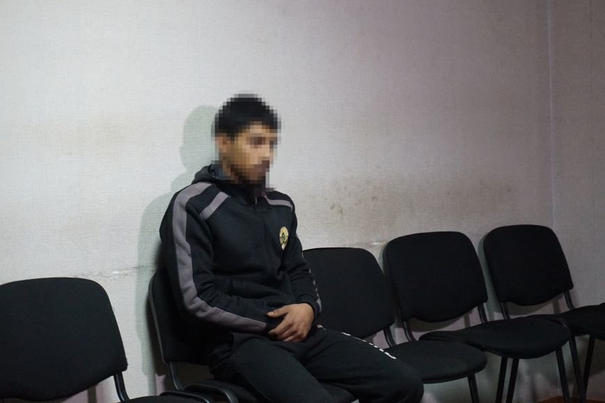 В Кривом Роге цыган ограбил журналиста В Кривом Роге цыган ограбил журналиста