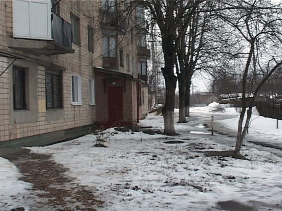 У Полтаві затримали озброєного квартирного крадія (фото) - фото 1 У Полтаві затримали озброєного квартирного крадія (фото) - фото 1