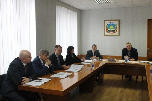 Работа по защите прав детей в Доброполье находится на контроле у городской власти (фото) - фото 1 Работа по защите прав детей в Доброполье находится на контроле у городской власти (фото) - фото 1