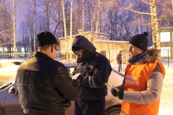 В Твери студенты попробовали себя в роли инспекторов ДПС (фото) - фото 4 В Твери студенты попробовали себя в роли инспекторов ДПС (фото) - фото 4