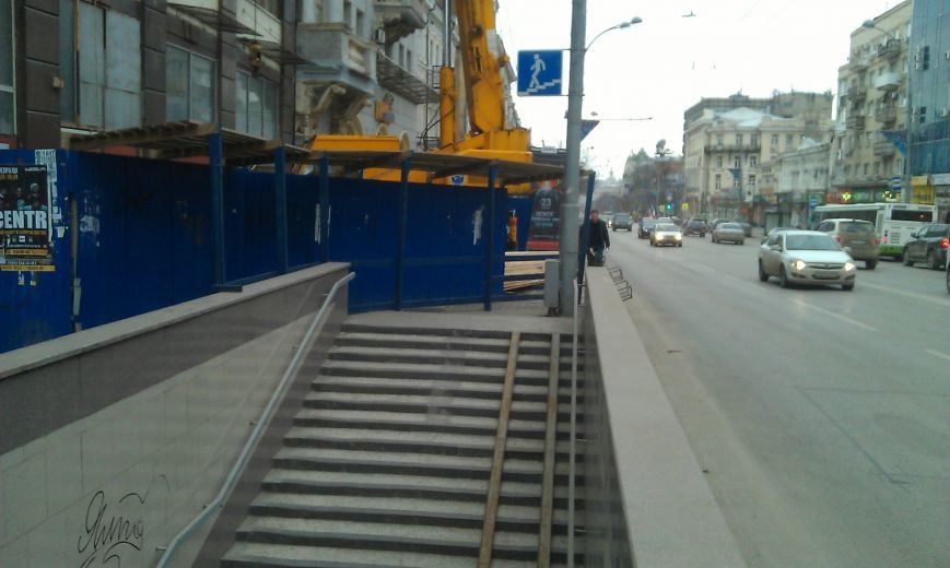 Перенос остановки от правительства Дона грозит проблемами и властям... Перенос остановки от правительства Дона грозит проблемами и властям, и горожанам (фото) - фото 2