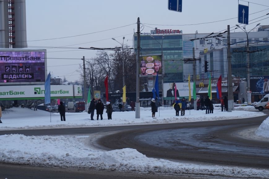 Криворожские активисты выступили против политрепрессий в Украине (ОБНОВЛЕНО, ФОТО) (фото) - фото 2 Криворожские активисты выступили против политрепрессий в Украине (ОБНОВЛЕНО, ФОТО) (фото) - фото 2