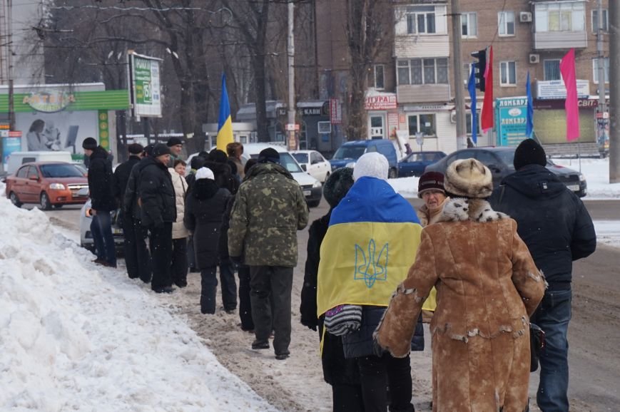 Криворожские активисты выступили против политрепрессий в Украине (ОБНОВЛЕНО, ФОТО) (фото) - фото 2 Криворожские активисты выступили против политрепрессий в Украине (ОБНОВЛЕНО, ФОТО) (фото) - фото 2