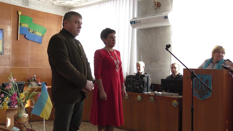 В Добропольской райгосадминистрации торжественно встретили День соборности Украины (ФОТО) (фото) - фото 1 В Добропольской райгосадминистрации торжественно встретили День соборности Украины (ФОТО) (фото) - фото 1