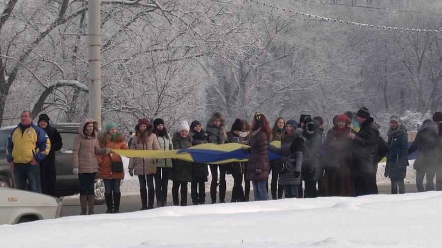 Сумчане объединились во имя соборности Украины (ФОТО) (фото) - фото 1 Сумчане объединились во имя соборности Украины (ФОТО) (фото) - фото 1