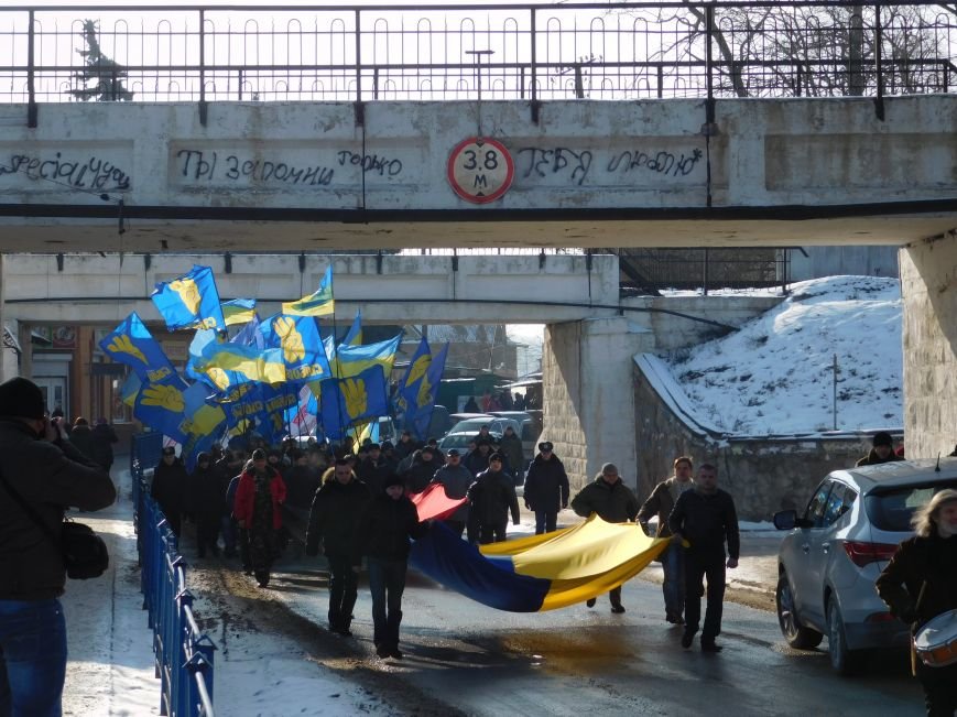 Депутати Тернопільської міськради відзначили День соборності (фото) - фото 2 Депутати Тернопільської міськради відзначили День соборності (фото) - фото 2