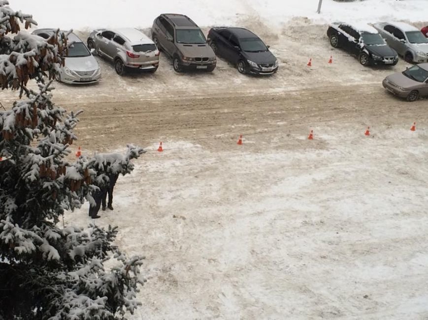В Одессе снег не расчистили даже под окнами Урбанского (ФОТО) (фото) - фото 1
