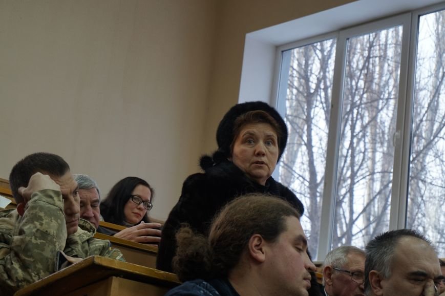 Декоммунизация в Кривом Роге: Унизительно назвать маленькую, захудалую, забитую улицу на периферии Конституции Украины (ФОТО) (фото) - фото 1 Декоммунизация в Кривом Роге: Унизительно назвать маленькую, захудалую, забитую улицу на периферии Конституции Украины (ФОТО) (фото) - фото 1