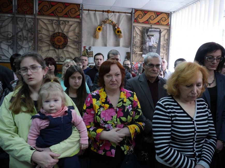 Фотовиставку Віктора Гурняка «Війна в моїй країні» відкрили у Тернополі (ФОТО) (фото) - фото 3 Фотовиставку Віктора Гурняка «Війна в моїй країні» відкрили у Тернополі (ФОТО) (фото) - фото 3