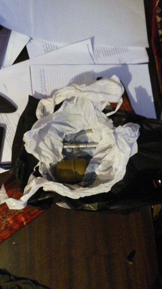 В Николаеве парни из Херсона ограбили мужчину, связали и выбросили на свалку (ФОТО) (фото) - фото 3 В Николаеве парни из Херсона ограбили мужчину, связали и выбросили на свалку (ФОТО) (фото) - фото 3