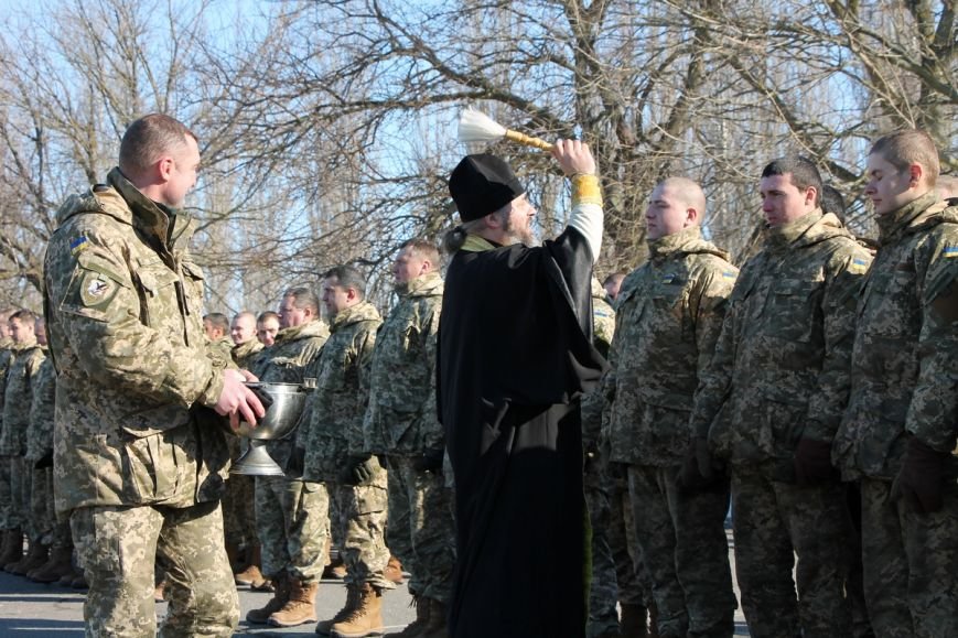 Николаевской авиабригаде присвоили имя легендарного украинского летчика (ФОТОРЕПОРТАЖ) (фото) - фото 11 Николаевской авиабригаде присвоили имя легендарного украинского летчика (ФОТОРЕПОРТАЖ) (фото) - фото 11