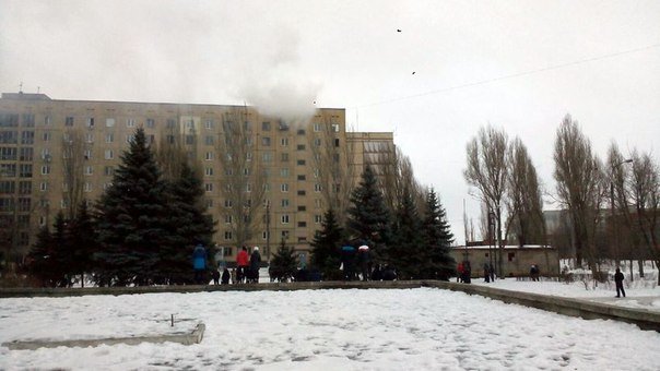 В Днепродзержинске горела квартира, сарай и еда (фото) - фото 1 В Днепродзержинске горела квартира, сарай и еда (фото) - фото 1