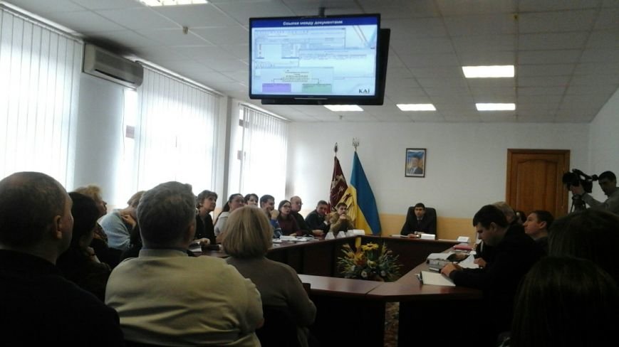 В Днепродзержинске состоялась презентация системы электронного документооборота (фото) - фото 1 В Днепродзержинске состоялась презентация системы электронного документооборота (фото) - фото 1