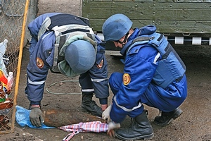 У Тернополі на «Східному» знайшли 45-кілограмовий боєприпас (ФОТО, ВІДЕО) (фото) - фото 1 У Тернополі на «Східному» знайшли 45-кілограмовий боєприпас (ФОТО, ВІДЕО) (фото) - фото 1