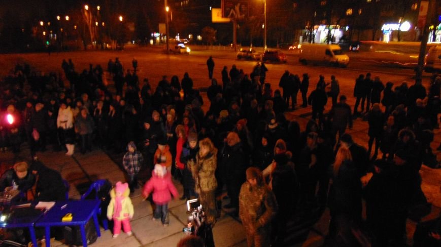 Родители Кузьмы Скрябина поблагодарили жителей Мариуполя за память и любовь к творчеству сына (ФОТО) (фото) - фото 3 Родители Кузьмы Скрябина поблагодарили жителей Мариуполя за память и любовь к творчеству сына (ФОТО) (фото) - фото 3