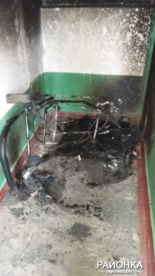В Запорожской области грели детские коляски (фото) - фото 1 В Запорожской области грели детские коляски (фото) - фото 1