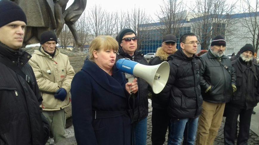 Внеочередные выборы городского головы: Жители Кривого Рога собрались на Народное вече (ФОТО, ОБНОВЛЯЕТСЯ) (фото) - фото 3 Внеочередные выборы городского головы: Жители Кривого Рога собрались на Народное вече (ФОТО, ОБНОВЛЯЕТСЯ) (фото) - фото 3