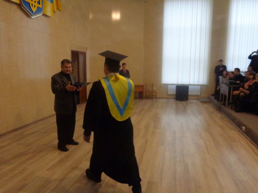 В Красноармейском индустриальном институте торжественно вручили дипломы магистрам (фото) - фото 6 В Красноармейском индустриальном институте торжественно вручили дипломы магистрам (фото) - фото 6