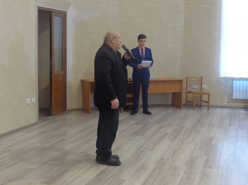 В Красноармейском индустриальном институте торжественно вручили дипломы магистрам (фото) - фото 18 В Красноармейском индустриальном институте торжественно вручили дипломы магистрам (фото) - фото 18
