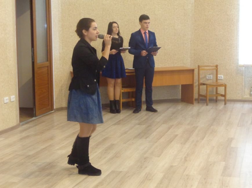 В Красноармейском индустриальном институте торжественно вручили дипломы магистрам (фото) - фото 7 В Красноармейском индустриальном институте торжественно вручили дипломы магистрам (фото) - фото 7
