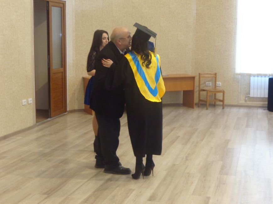 В Красноармейском индустриальном институте торжественно вручили дипломы магистрам (фото) - фото 20 В Красноармейском индустриальном институте торжественно вручили дипломы магистрам (фото) - фото 20