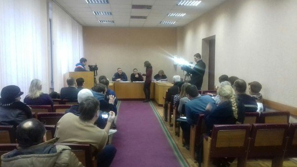 В Кривом Роге: решали, кому оплачивать работу в ГИК, поймали угонщиков В Кривом Роге: решали, кому оплачивать работу в ГИК, поймали угонщиков