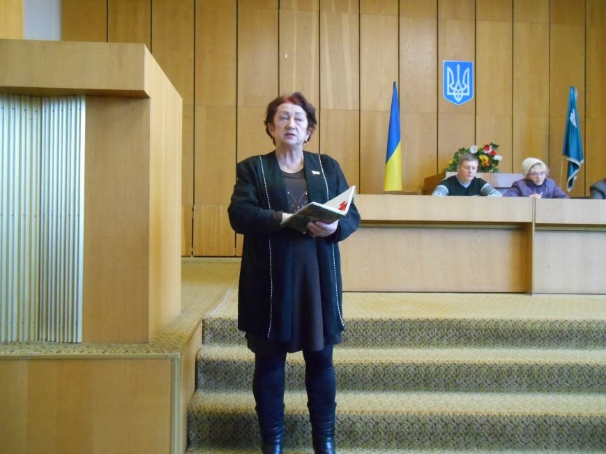 Кому депутаты Славянска раздают городской бюджет (фото) - фото 1 Кому депутаты Славянска раздают городской бюджет (фото) - фото 1