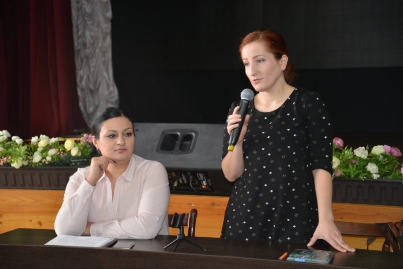 В Армавире студентам рассказали о вреде наркомании, алкоголизма и табакокурения (фото) - фото 3 В Армавире студентам рассказали о вреде наркомании, алкоголизма и табакокурения (фото) - фото 3