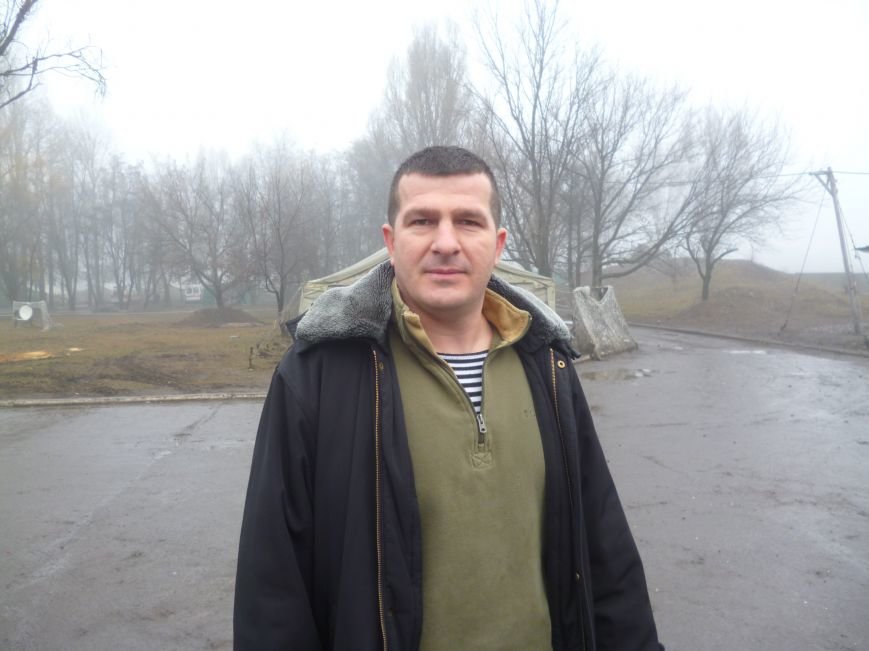 66-ому военно-мобильному госпиталю в Красноармейске луцкие волонтеры помогли автошинами, продуктами и медикаментами (фото) - фото 2 66-ому военно-мобильному госпиталю в Красноармейске луцкие волонтеры помогли автошинами, продуктами и медикаментами (фото) - фото 2