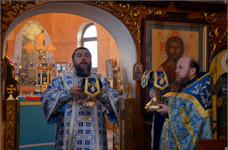 В Кривом Роге священник-ветеран Афганской войны удостоен награды Предстоятеля УПЦ МП Крестом с украшениями (ФОТО) (фото) - фото 1 В Кривом Роге священник-ветеран Афганской войны удостоен награды Предстоятеля УПЦ МП Крестом с украшениями (ФОТО) (фото) - фото 1