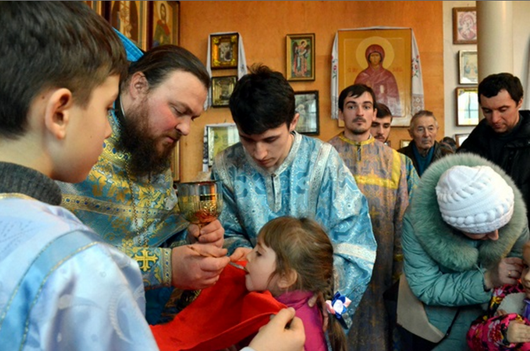 В Кривом Роге священник-ветеран Афганской войны удостоен награды Предстоятеля УПЦ МП Крестом с украшениями (ФОТО) (фото) - фото 1 В Кривом Роге священник-ветеран Афганской войны удостоен награды Предстоятеля УПЦ МП Крестом с украшениями (ФОТО) (фото) - фото 1