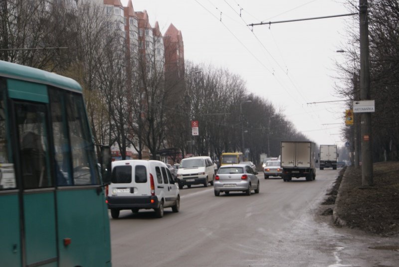 У Тернополі комунальники влаштували генеральне прибирання міста (фото) (фото) - фото 1 У Тернополі комунальники влаштували генеральне прибирання міста (фото) (фото) - фото 1