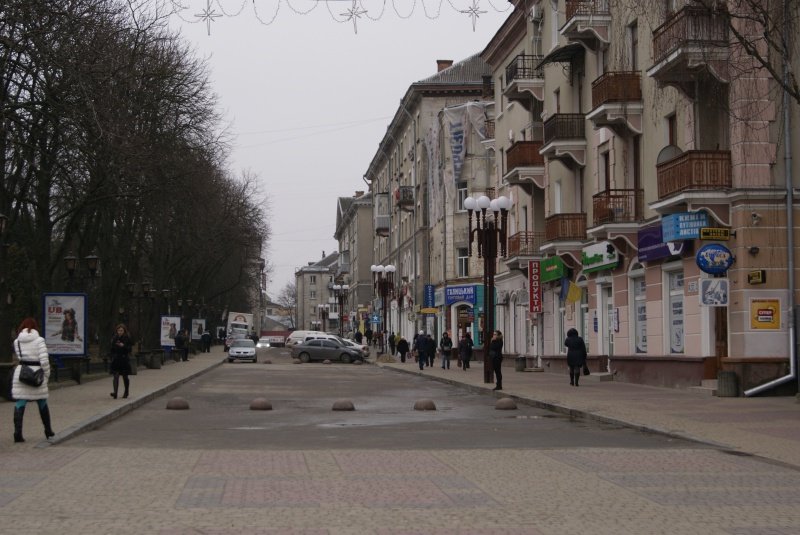 У Тернополі відновили обмежувачі руху при в’їзді на Театральний майдан (фото) (фото) - фото 1 У Тернополі відновили обмежувачі руху при в’їзді на Театральний майдан (фото) (фото) - фото 1