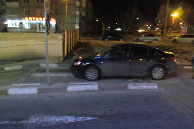 В Белгороде сбили дорожную работницу (фото) - фото 2 В Белгороде сбили дорожную работницу (фото) - фото 2