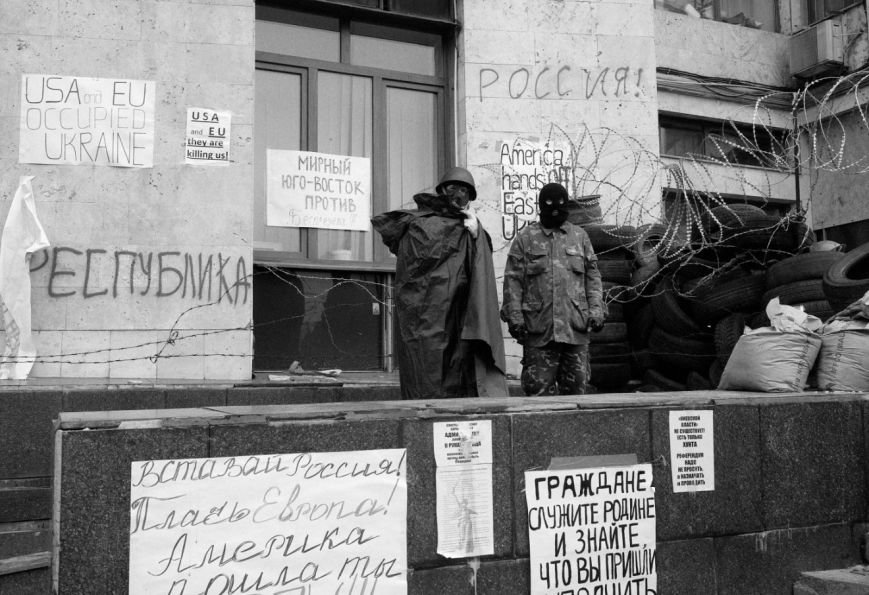 Российский журналист и фотограф Виктория Ивлева рассказала как вывозила славянцев во время оккупации (фото) - фото 1 Российский журналист и фотограф Виктория Ивлева рассказала как вывозила славянцев во время оккупации (фото) - фото 1