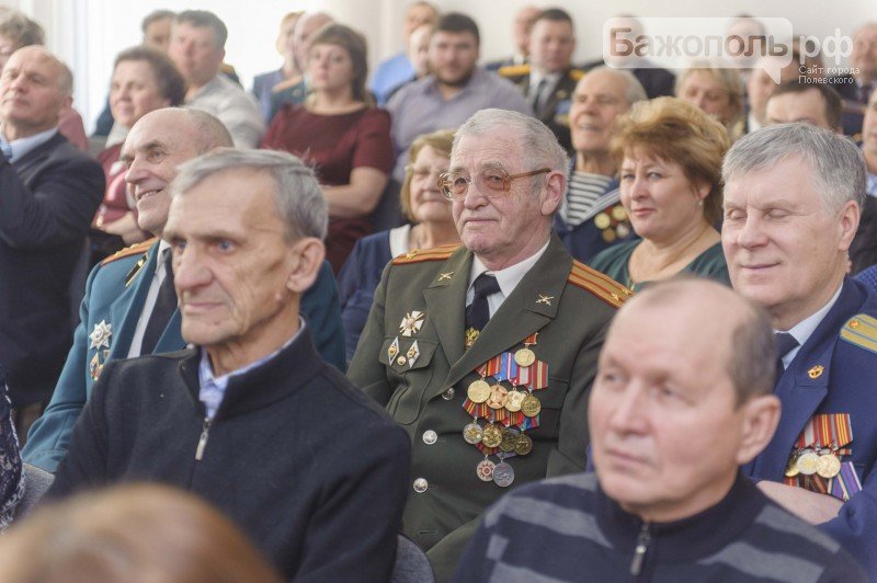Торжественный прием в честь Дня защитника Отечества в администрации Полевского (фото) (фото) - фото 1 Торжественный прием в честь Дня защитника Отечества в администрации Полевского (фото) (фото) - фото 1